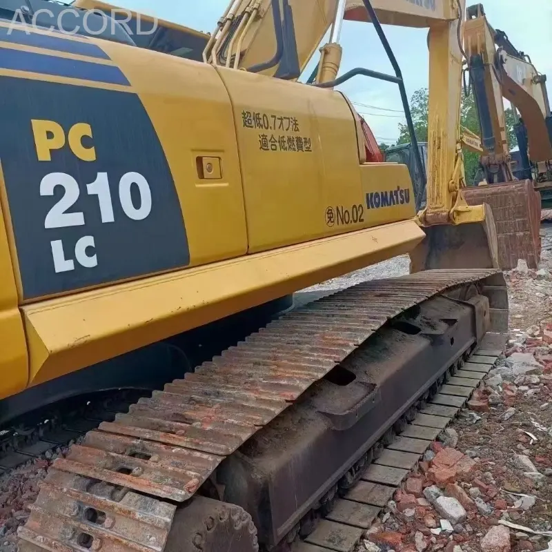 Гусеничный экскаватор Sencond Hand Komatsu PC210-8 Digger для строительства