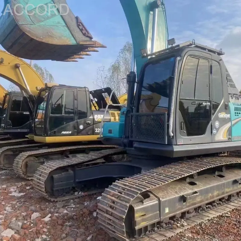 Использованные экскаваторы Kobelco 260-8 Строительная техника на продажу